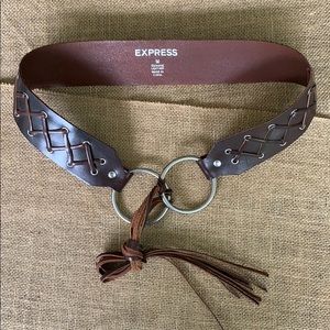 🤎EXPRESS LEATHER BOHO BELT 🤎